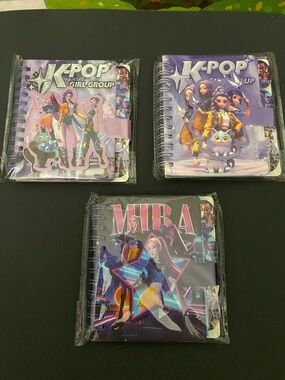 K-Pop Girl Group Spiral Notebooks - Purple Graphic Set